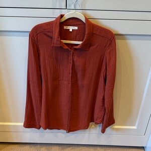 Xirena Women's Brick Red Button Down Shirt